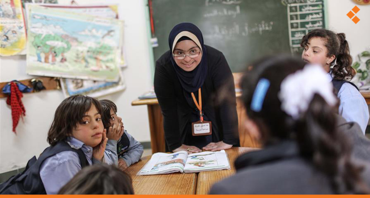 المعلمة الفلسطينية هبة الشوفا
