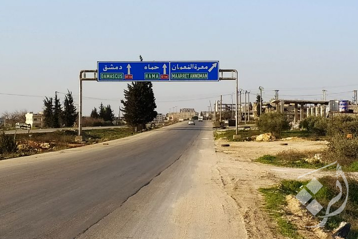 عودة الحركة المرورية مجدداً إلى طريق حلب - دمشق الدولي بعد أيام من انقطاعه