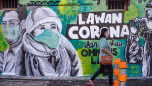 أندونيسيا- جدارية كورونا