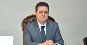وزير الأشغال العامة والإسكان سهيل عبد اللطيف
